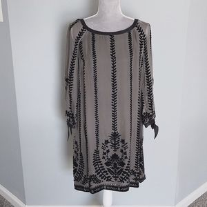 NWT Nine West silk/rayon gray and black dress, velvet decoration. Size 10.